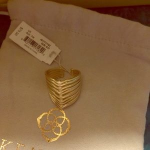 NWT Kendra Scott Liv Cocktail Gold Ring